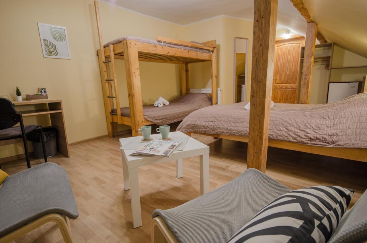 Veldzes Nams Hotel Ventspils Kültér fotó