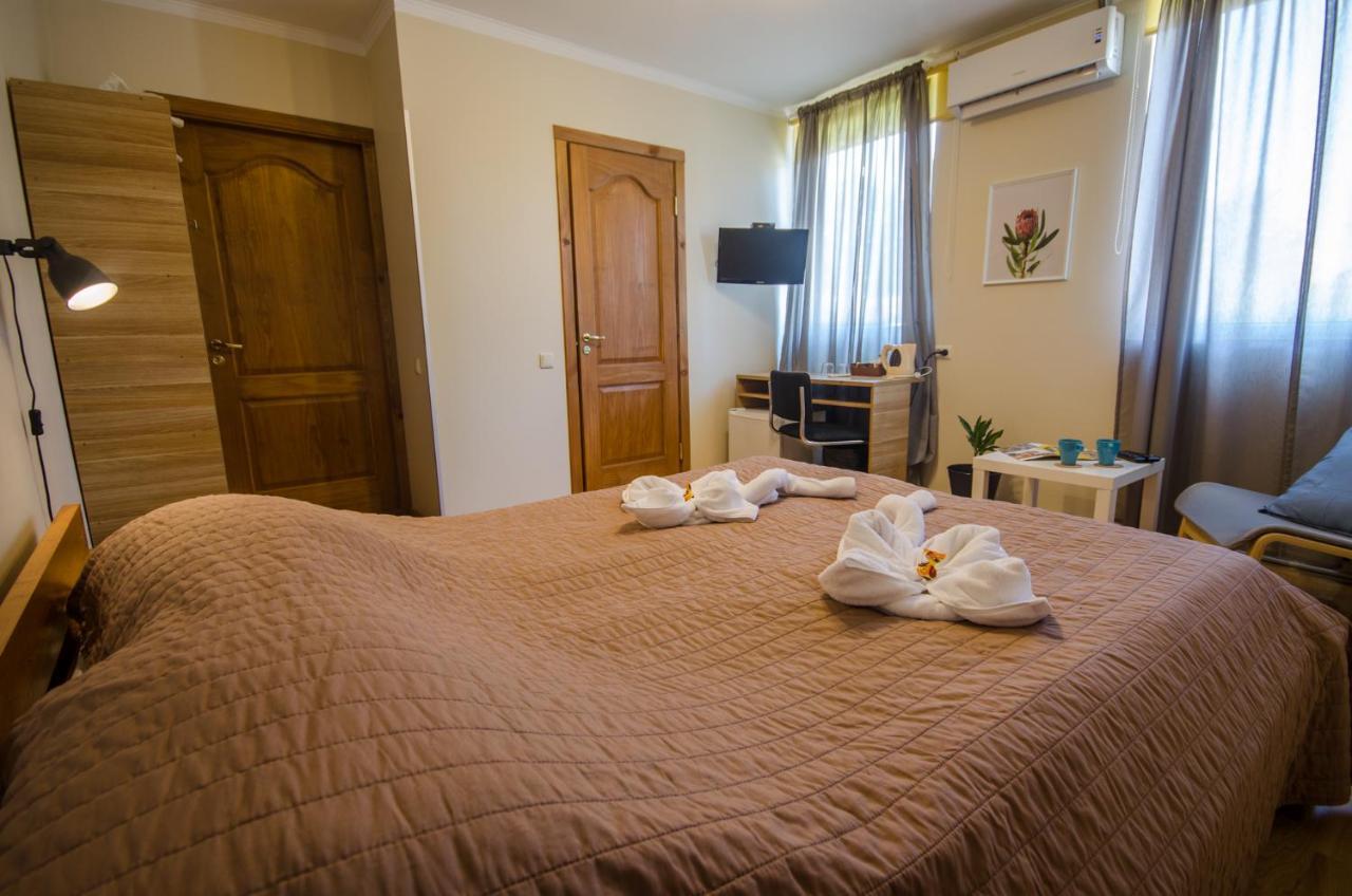 Veldzes Nams Hotel Ventspils Kültér fotó